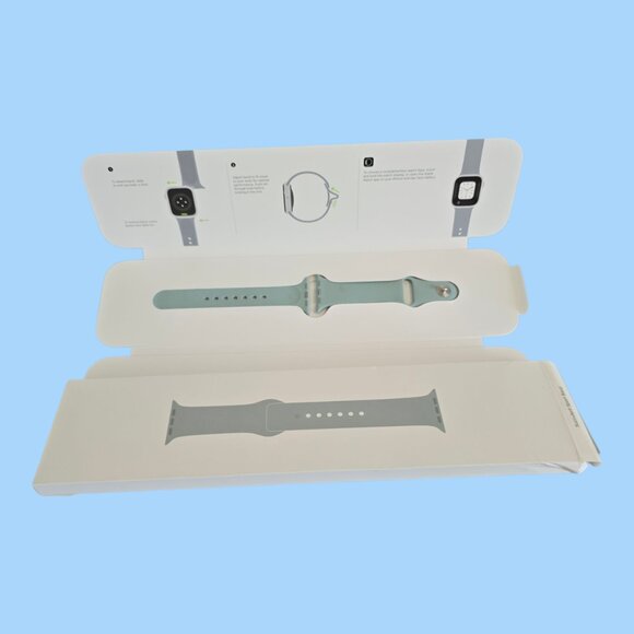 Apple Watch SE 2nd Gen 40mm Silver Aluminum GPS A2722 w 6 Bands & 2 Charge Docks - Picture 12 of 16